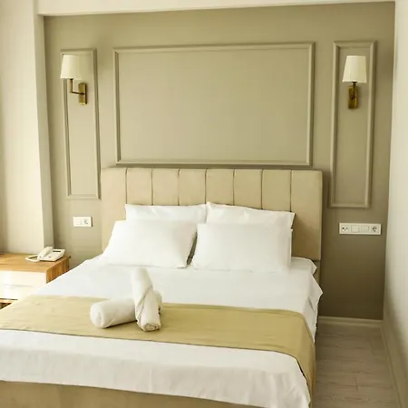 מלון Petra Tuzla 4*